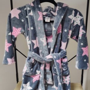 Peignoir gris et etoiles roses 4 ans